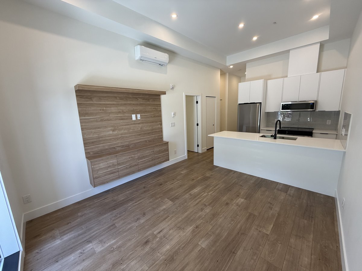 14398 60 Avenue - Photo 4