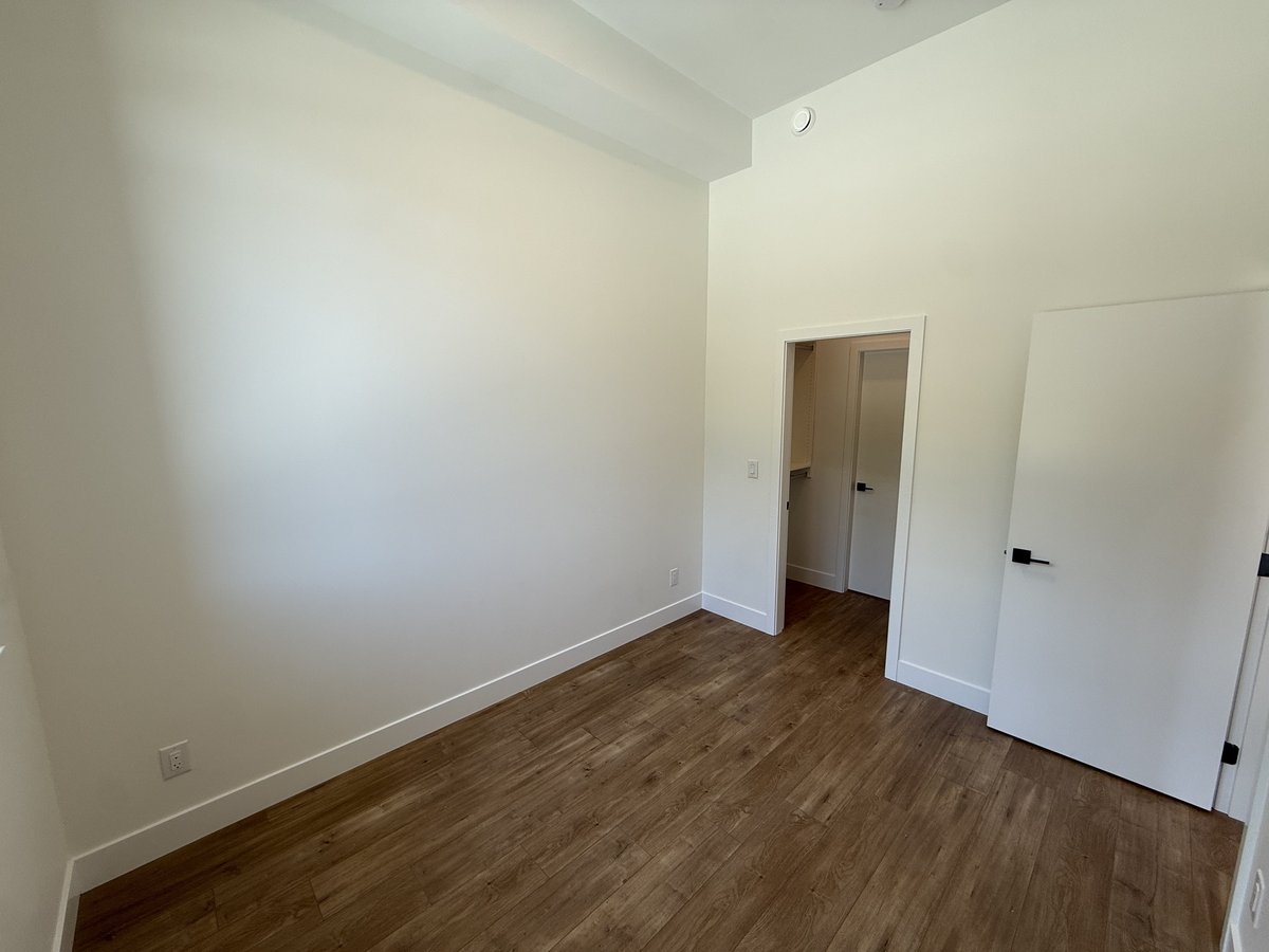 14398 60 Avenue - Photo 8