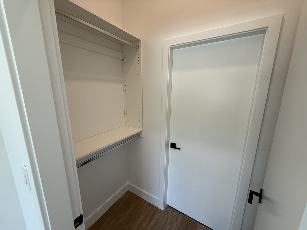 14398 60 Avenue - Photo 9