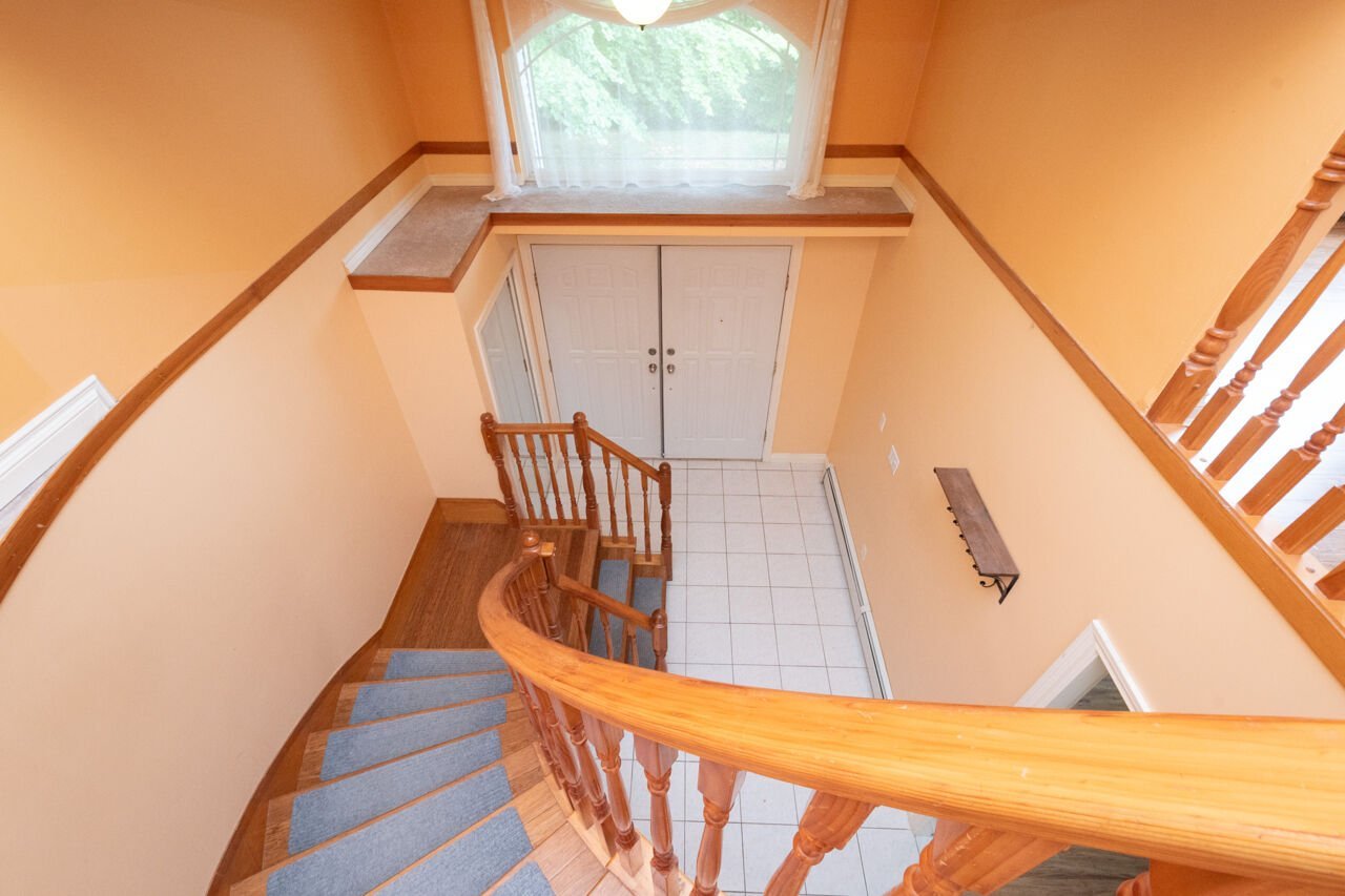 8546 164 Street - Photo 4