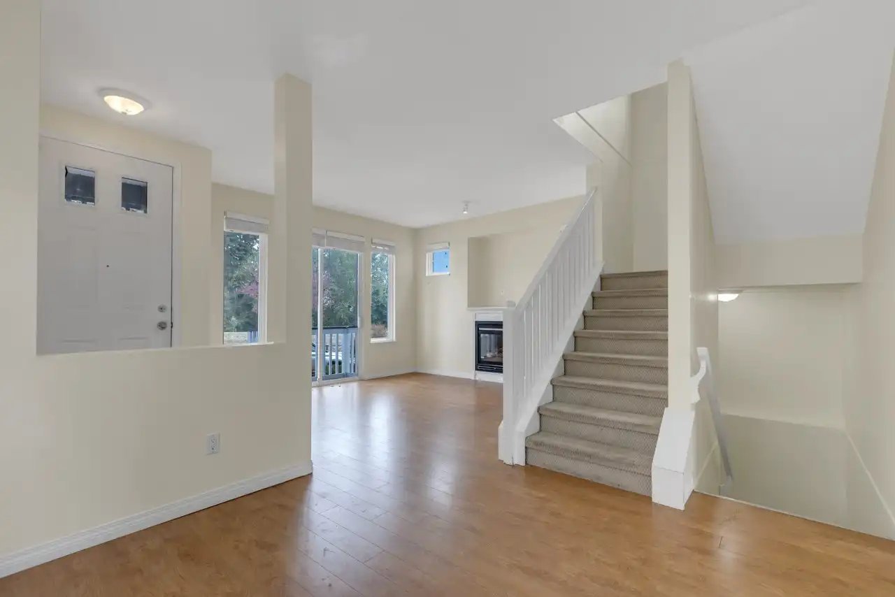 14902 57 Avenue - Photo 4
