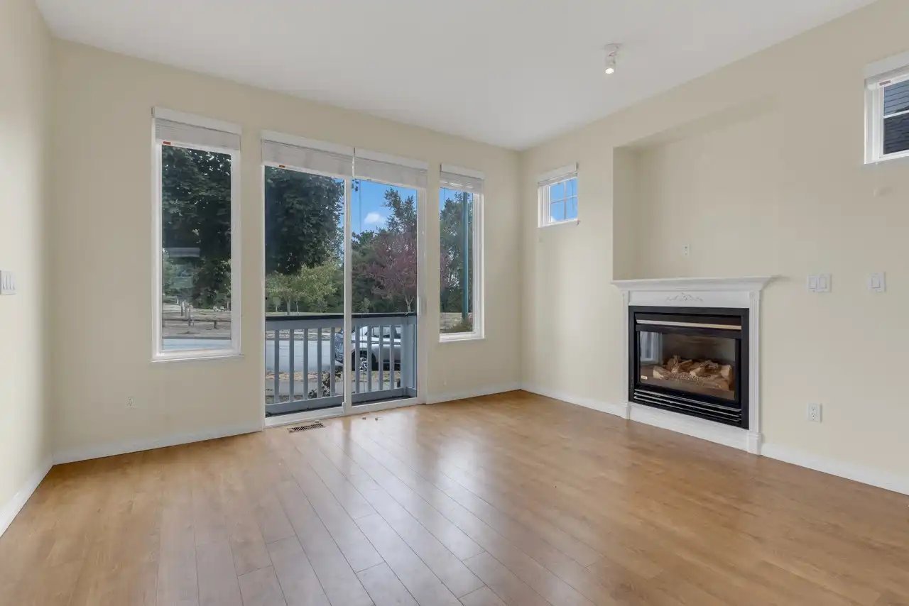 14902 57 Avenue - Photo 5
