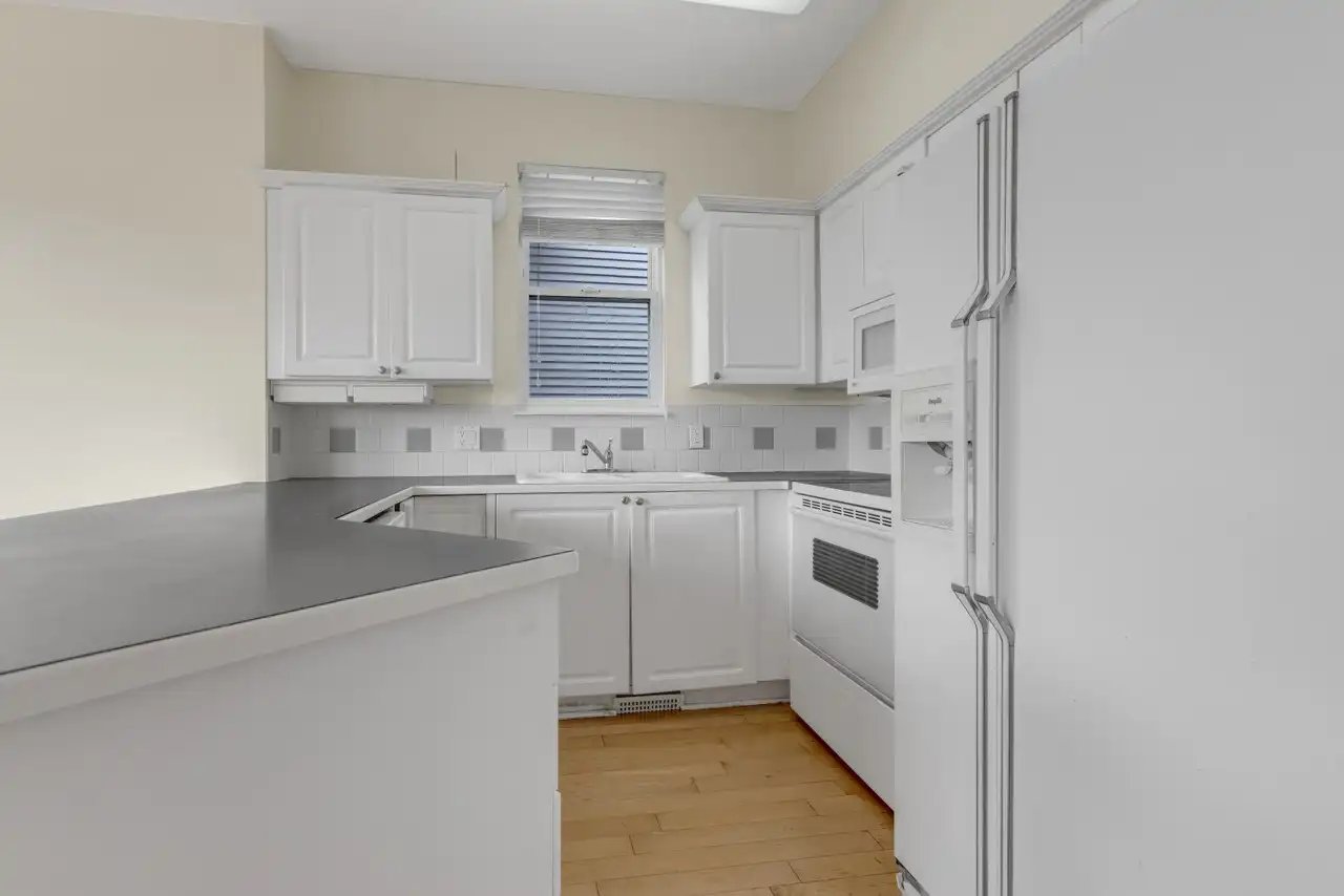 14902 57 Avenue - Photo 10