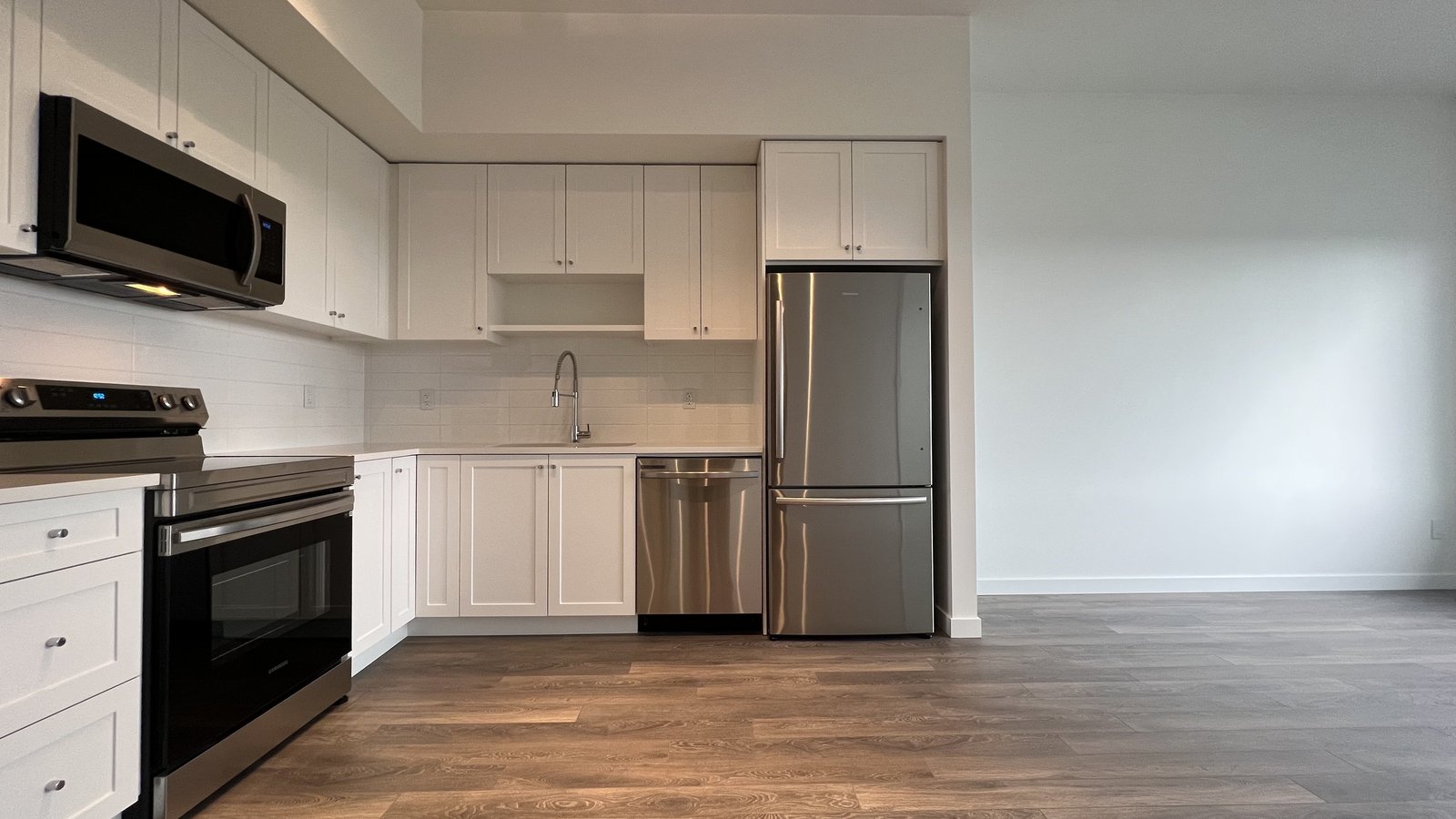 15835 85 Avenue - Photo 4