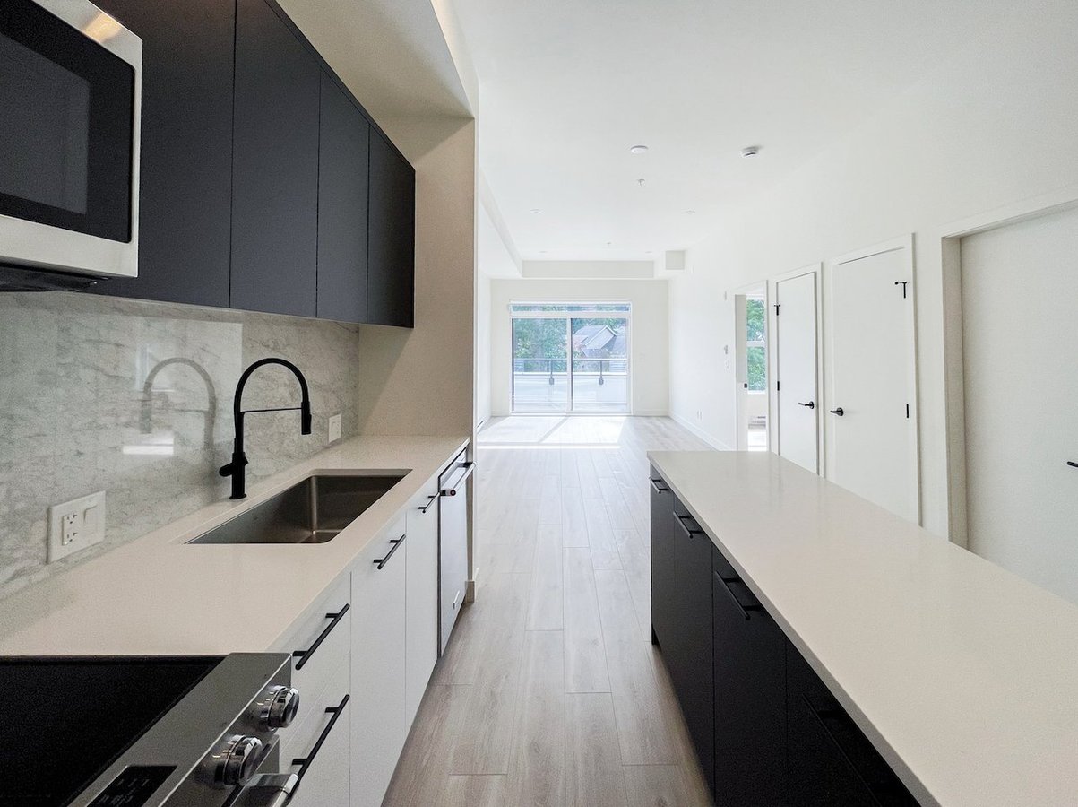 2635 King George Boulevard - Photo 5