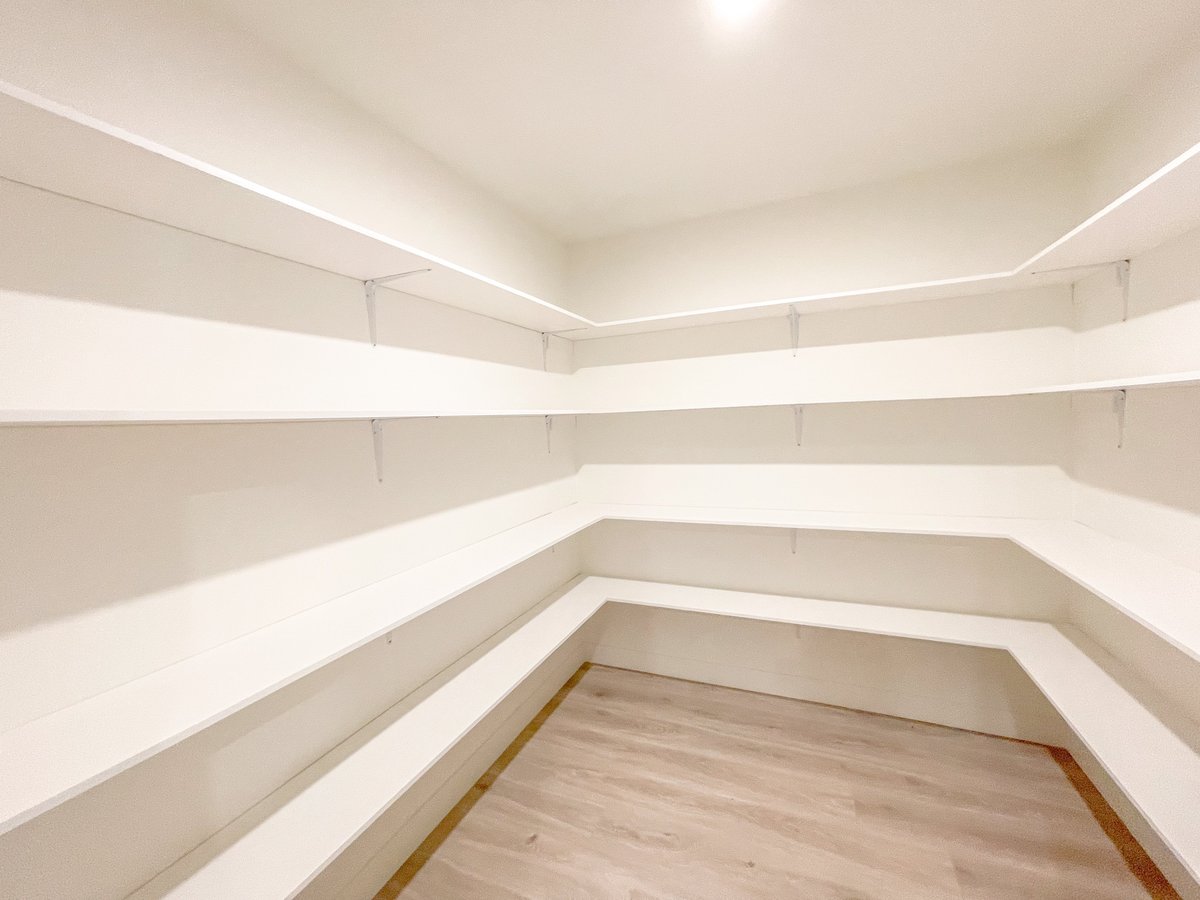 2635 King George Boulevard - Photo 5