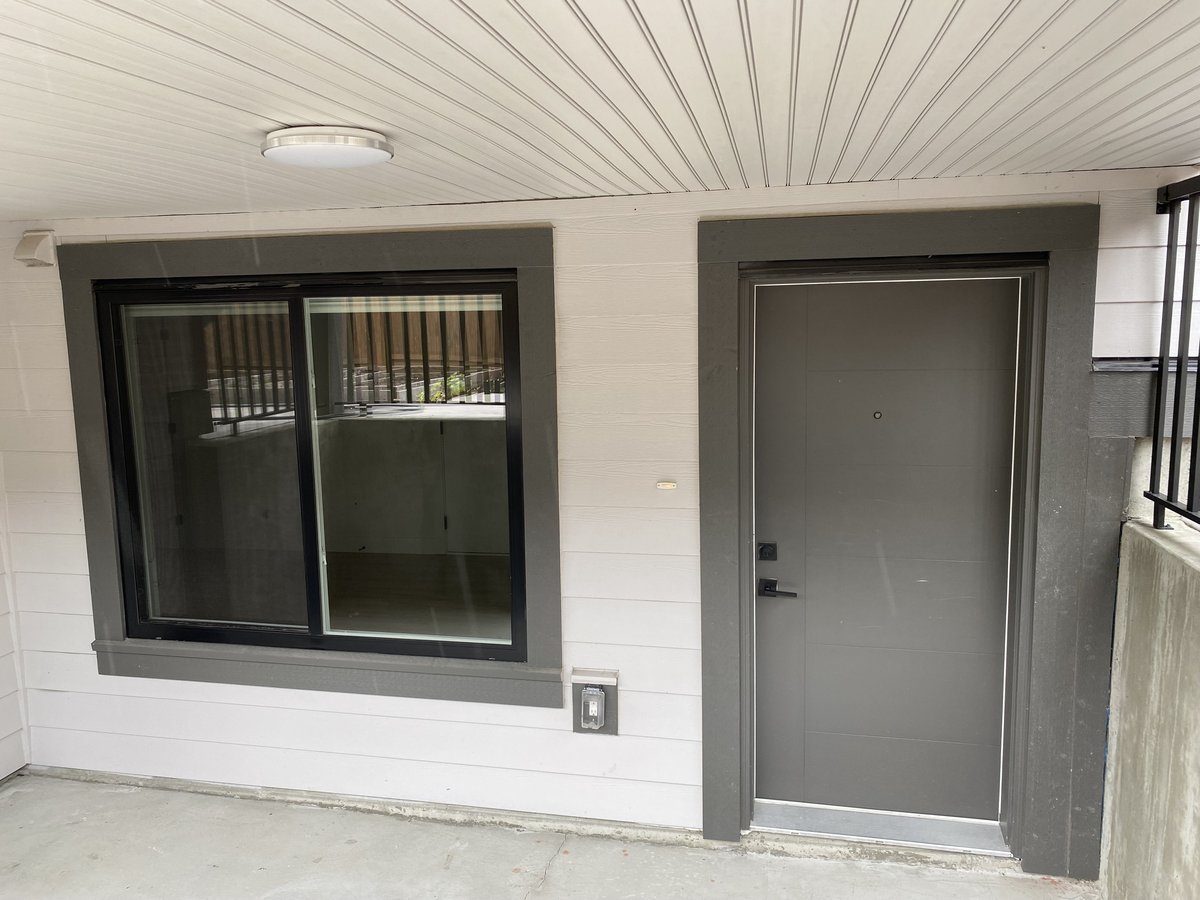 16736 18B Avenue - Photo 9