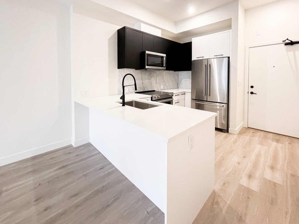 2620 152 Street - Photo 3