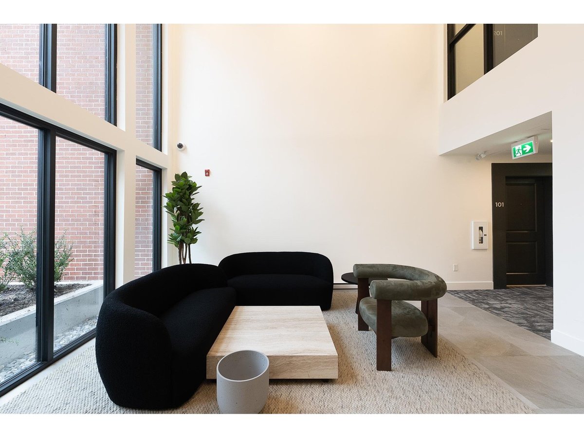 3480 146A Street - Photo 2