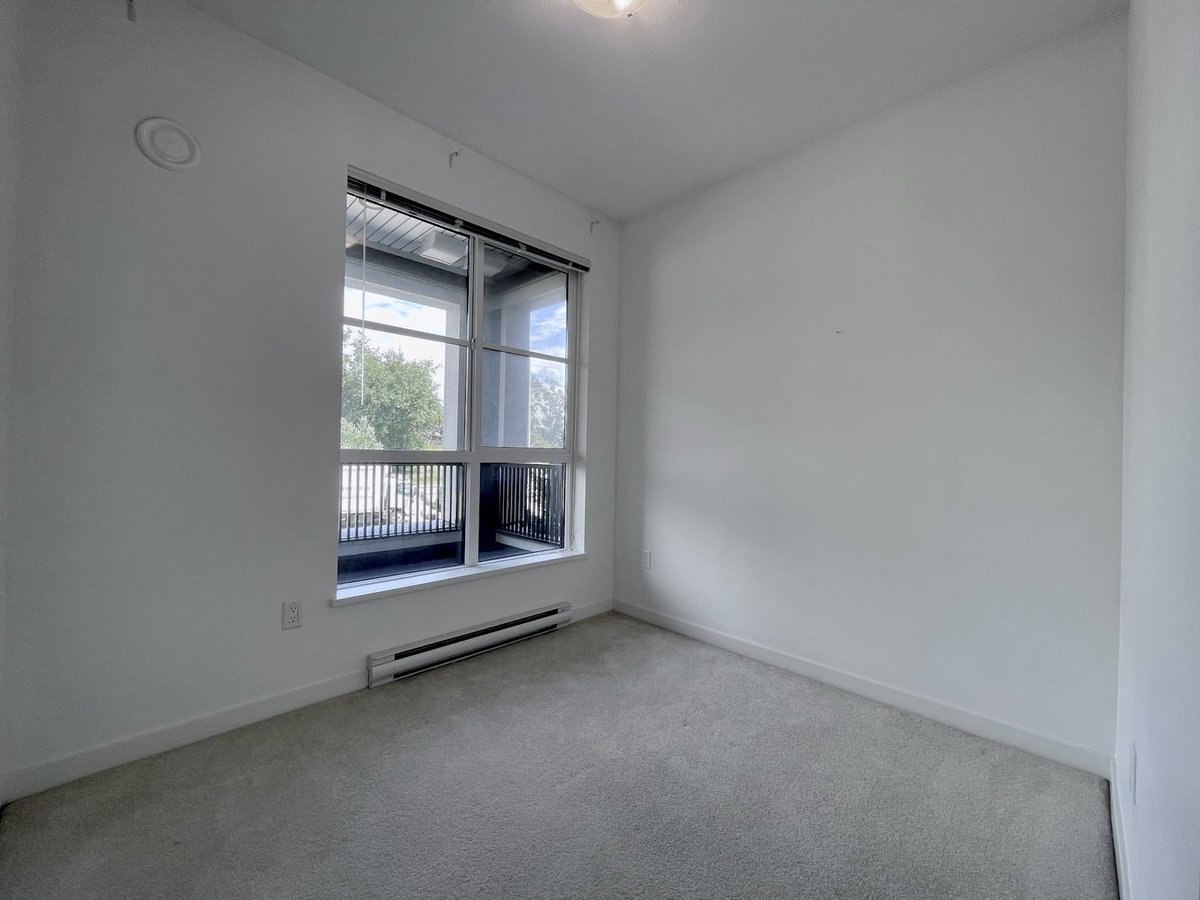 15137 33 Avenue - Photo 12