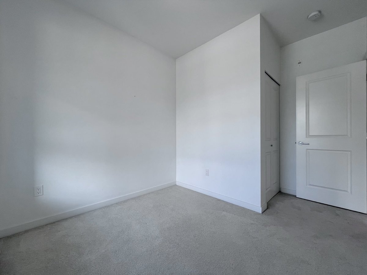 15137 33 Avenue - Photo 13