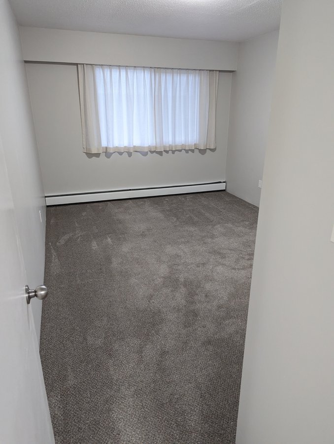 17775 57 Avenue - Photo 4