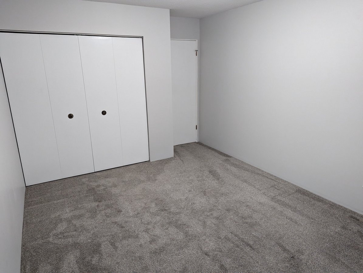 17775 57 Avenue - Photo 5