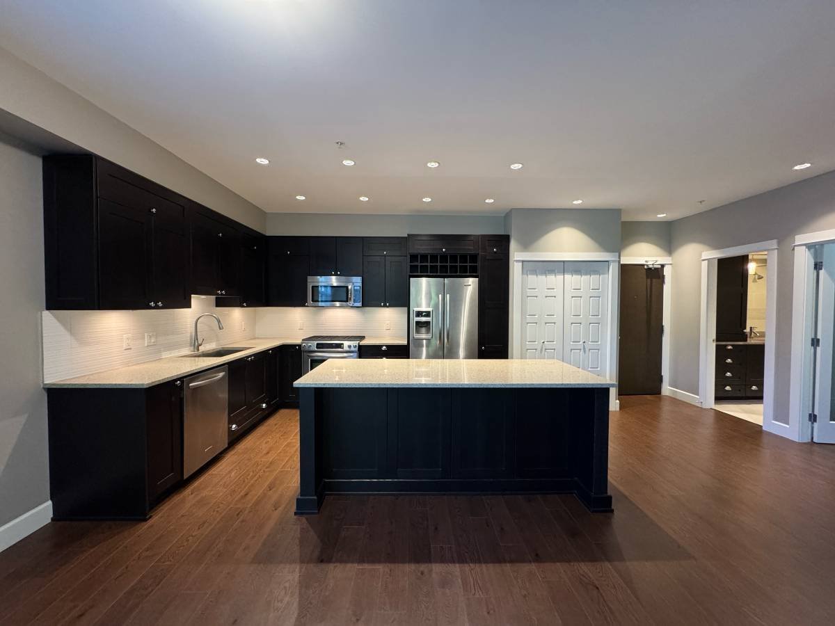 15185 36 Avenue - Photo 1