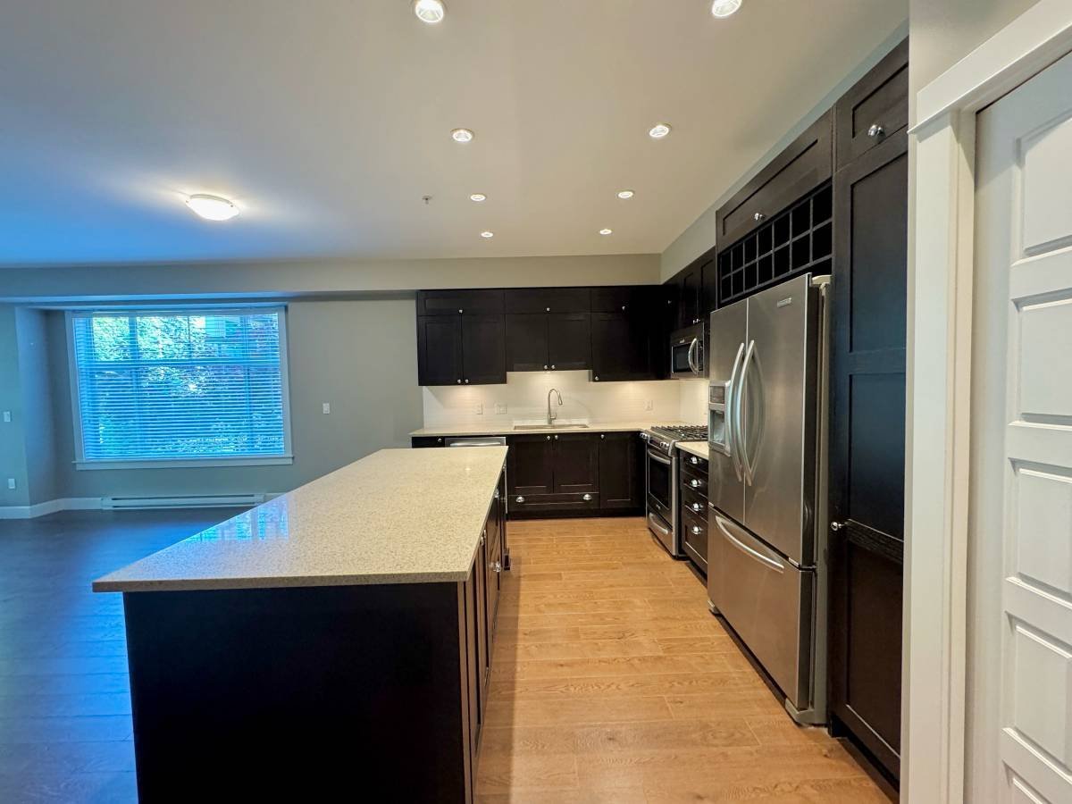 15185 36 Avenue - Photo 3