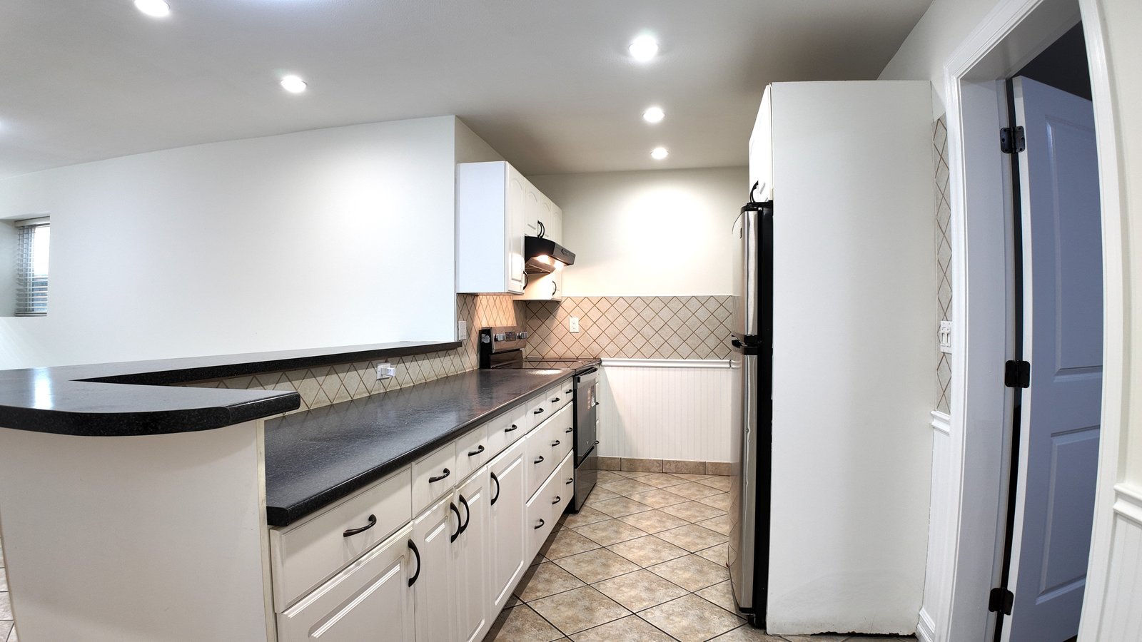 16761 63B Avenue - Photo 7