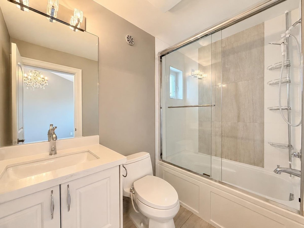 15957 39A AVENUE - Photo 18