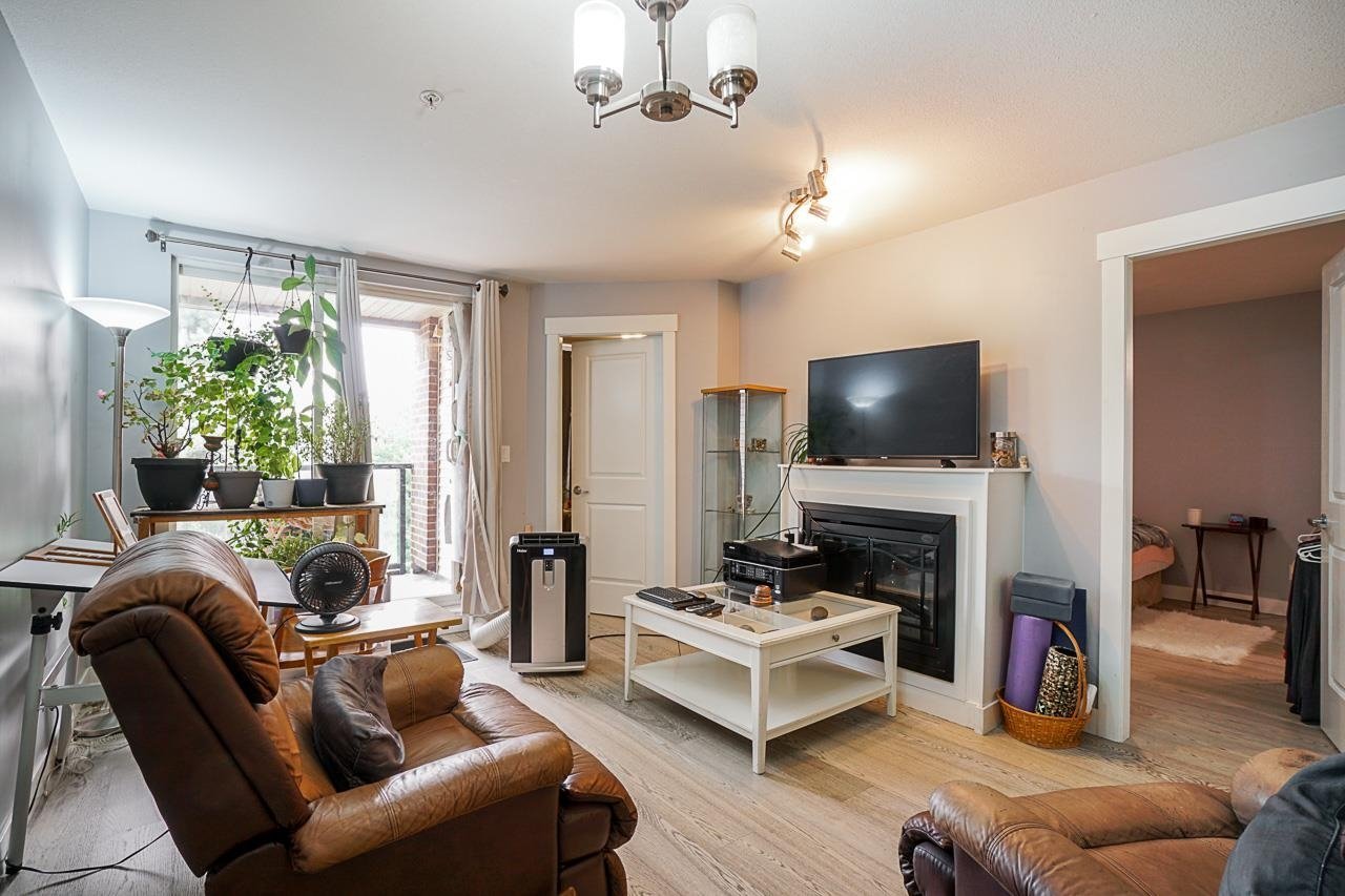 10822 City Parkway - Photo 9