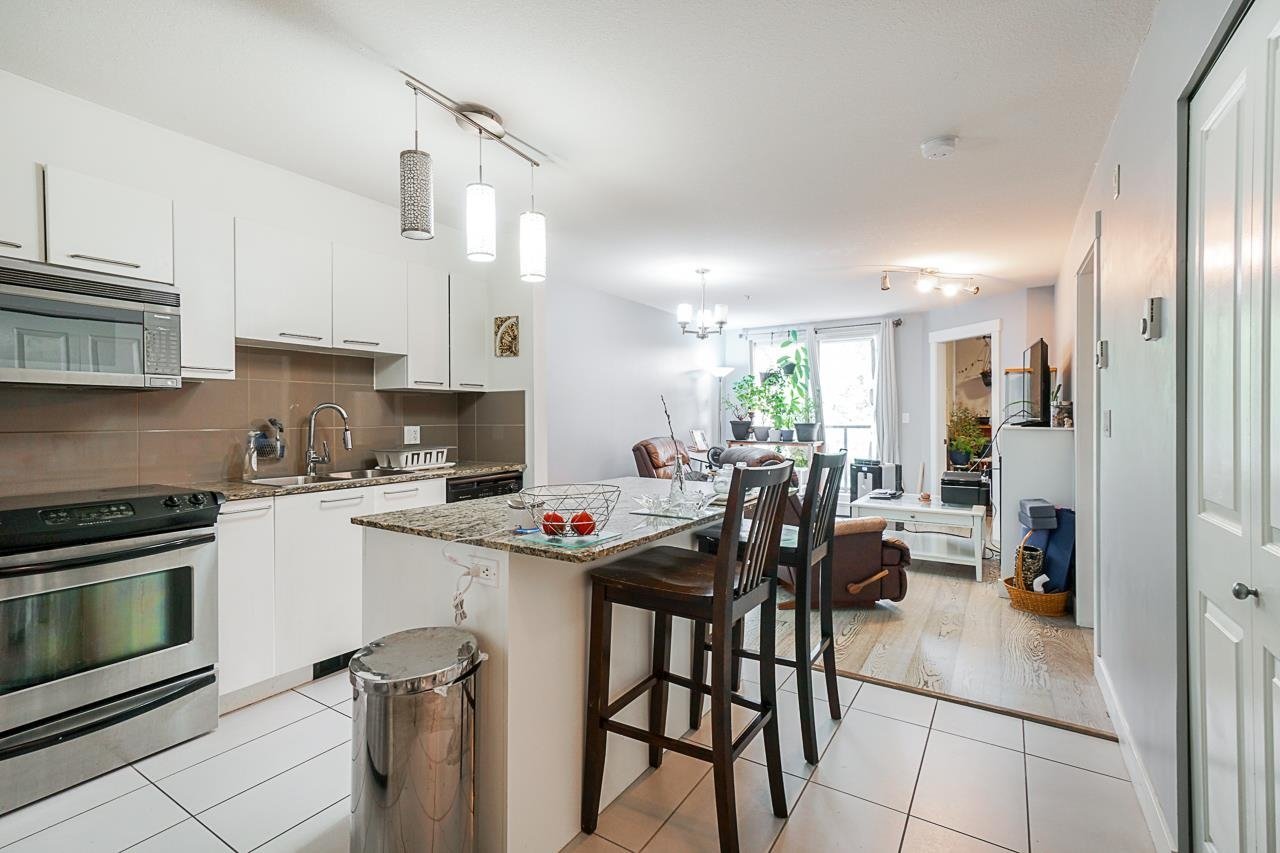 10822 City Parkway - Photo 3