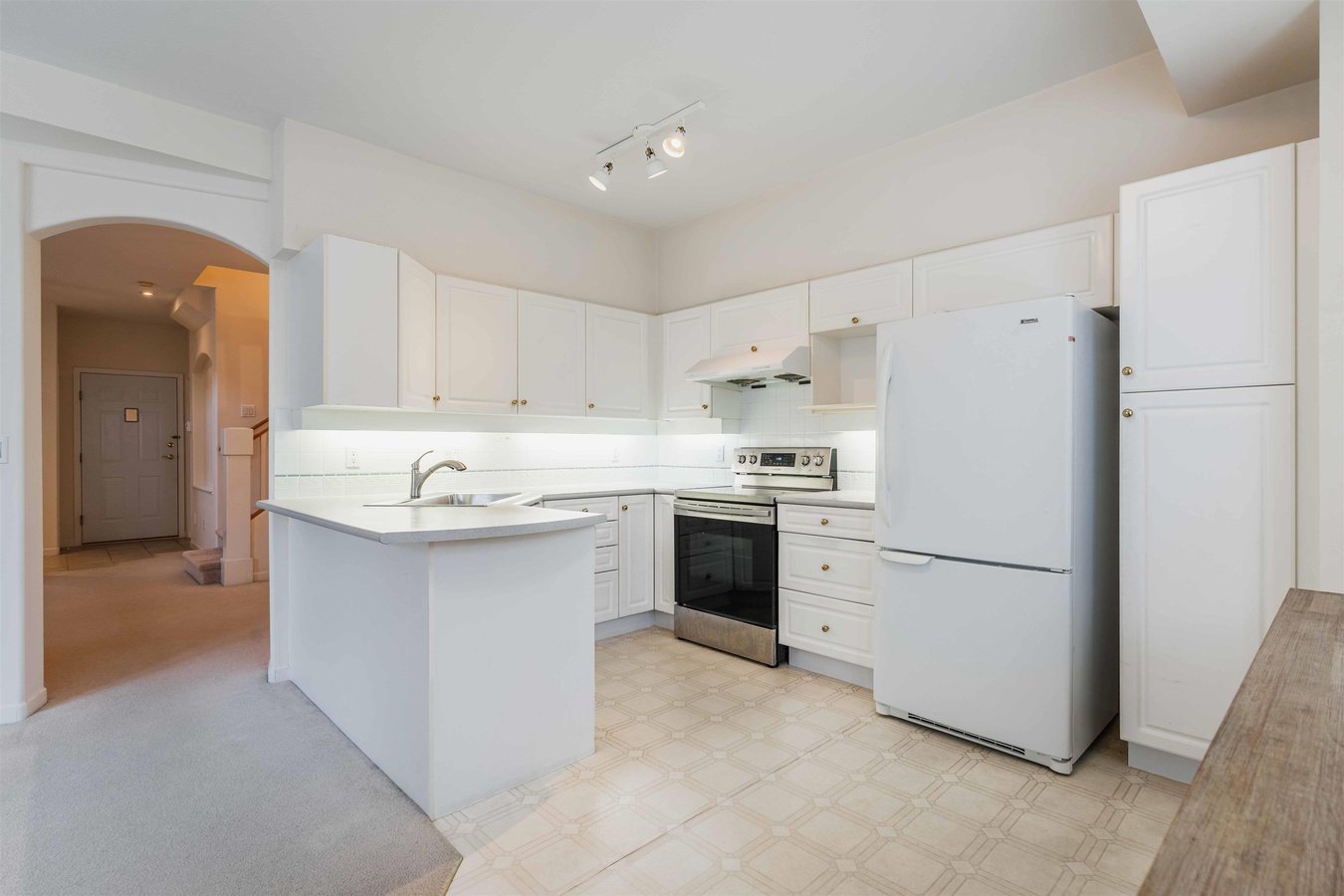 6950 120 Street - Photo 5