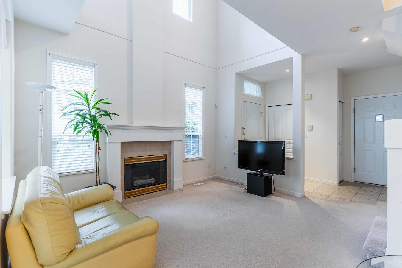 6950 120 Street - Photo 3