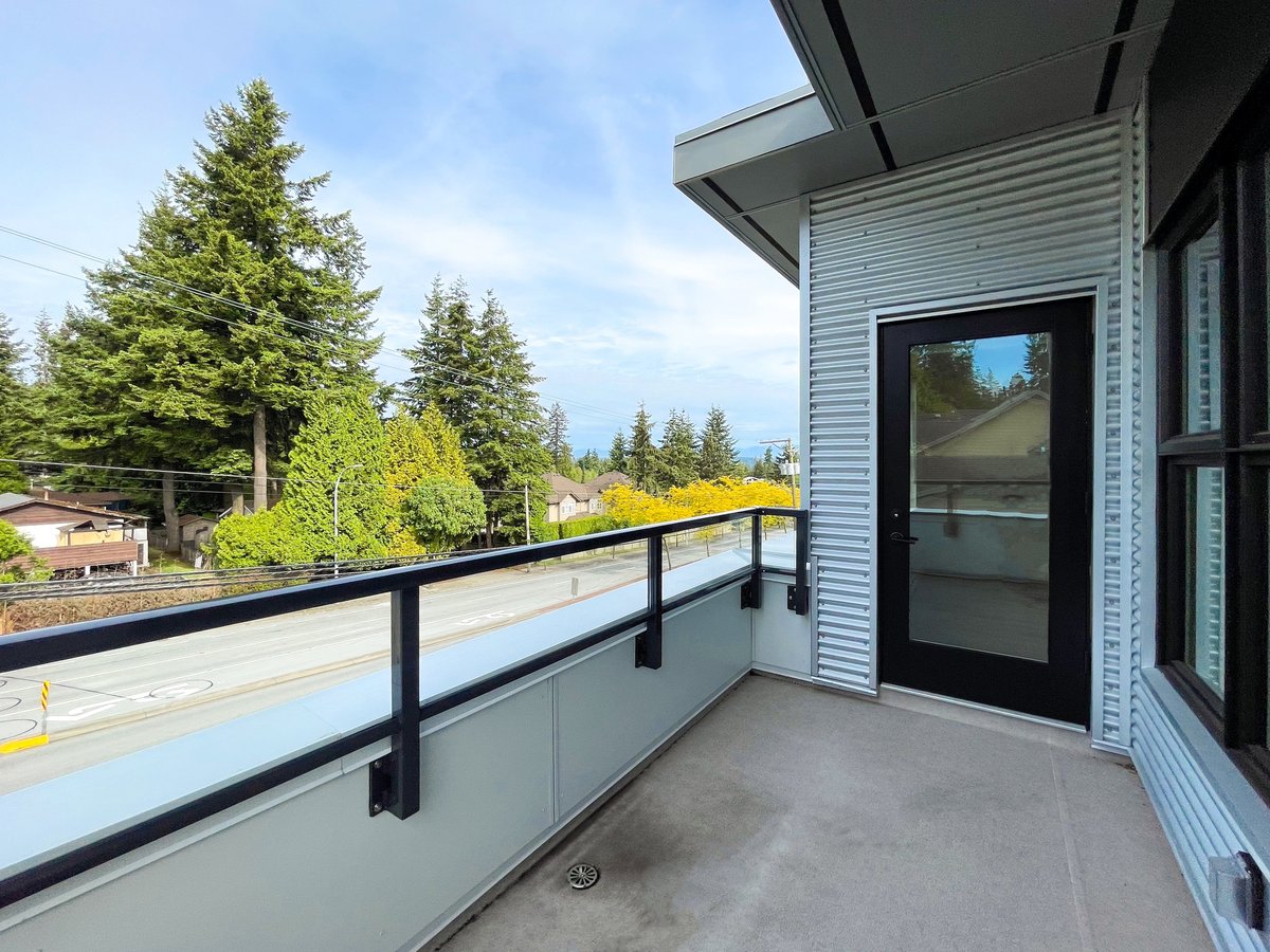 2635 King George Boulevard - Photo 9