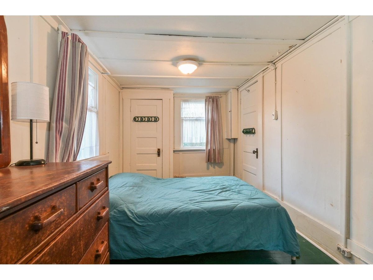 MAIN FLOOR 3042 O'HARA LANE - Photo 9