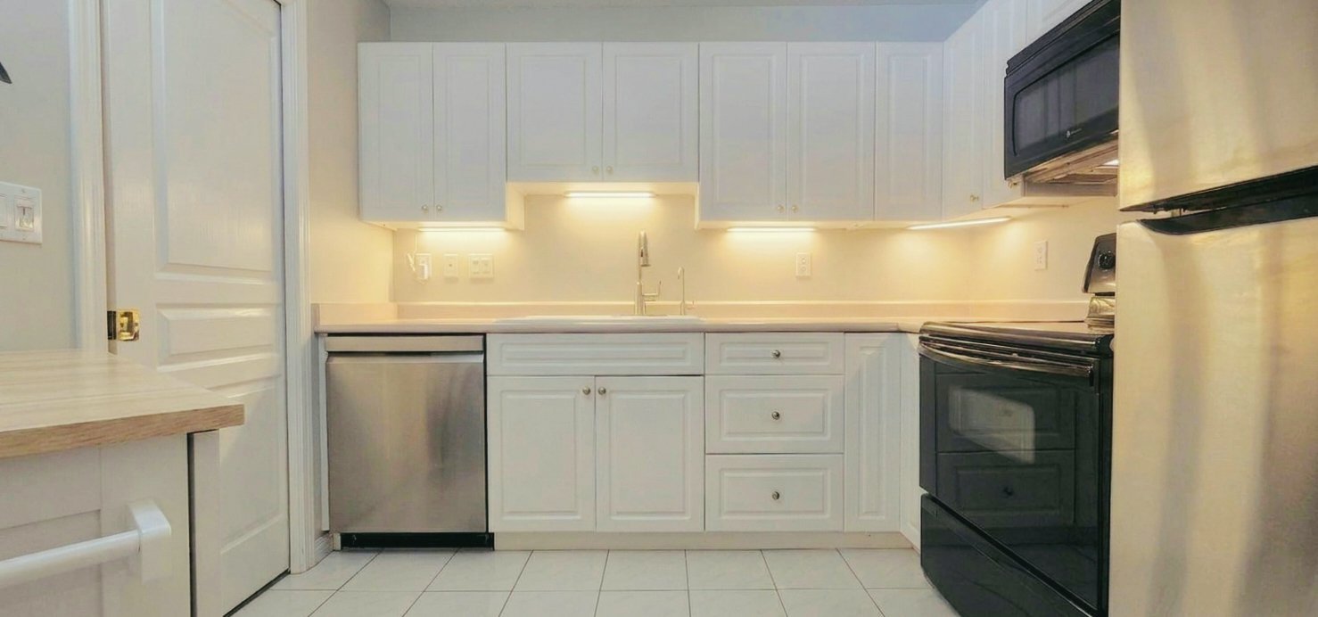 1952 152A Street - Photo 4
