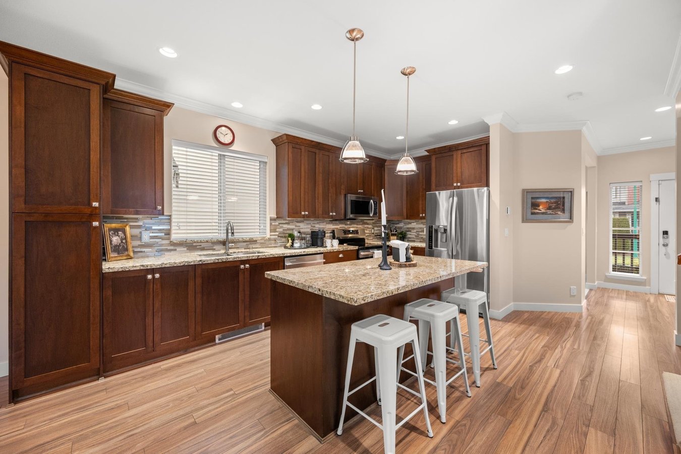 18990 67A Avenue - Photo 1