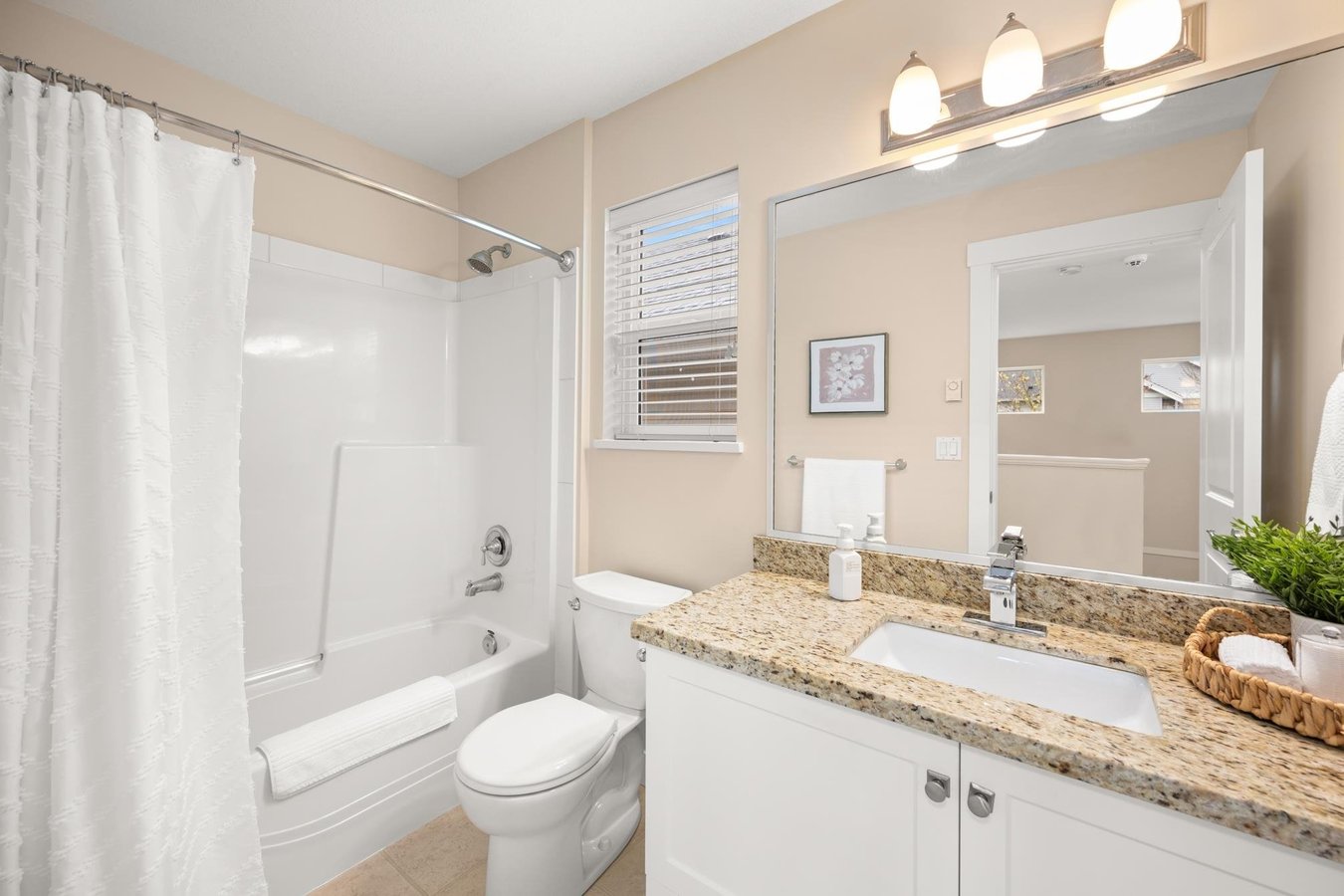 18990 67A Avenue - Photo 8