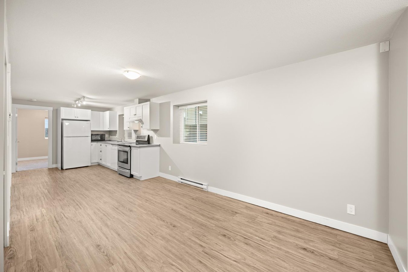 18990 67A Avenue - Photo 6
