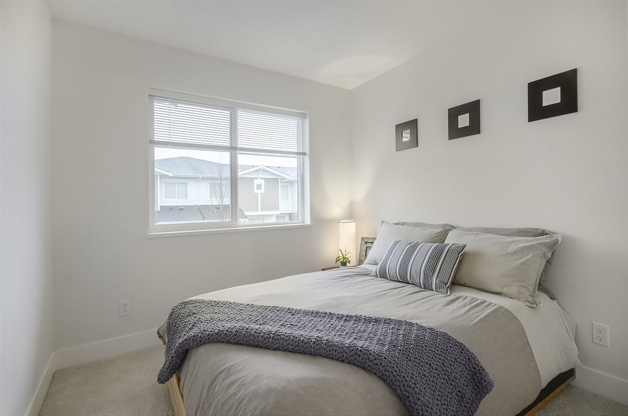19433 68 Avenue - Photo 9