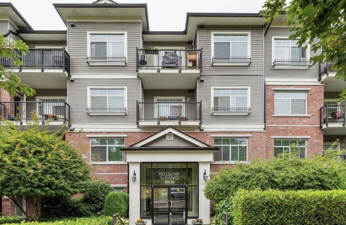 19530 65 Avenue - Photo 8