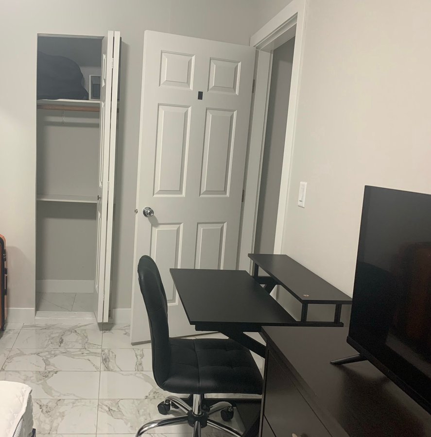 8648 161 Street - Photo 4