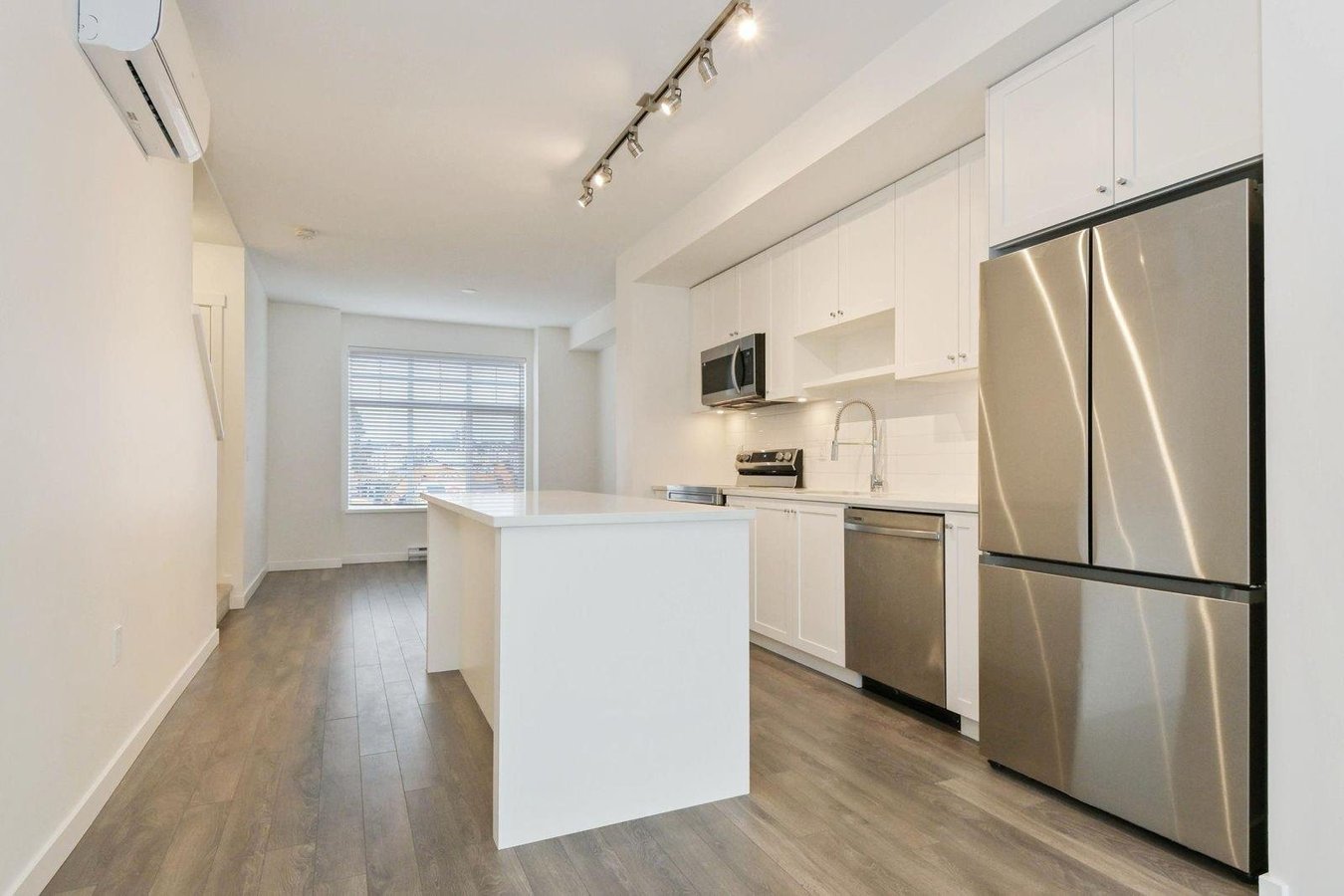 15778 85 AVENUE - Photo 3