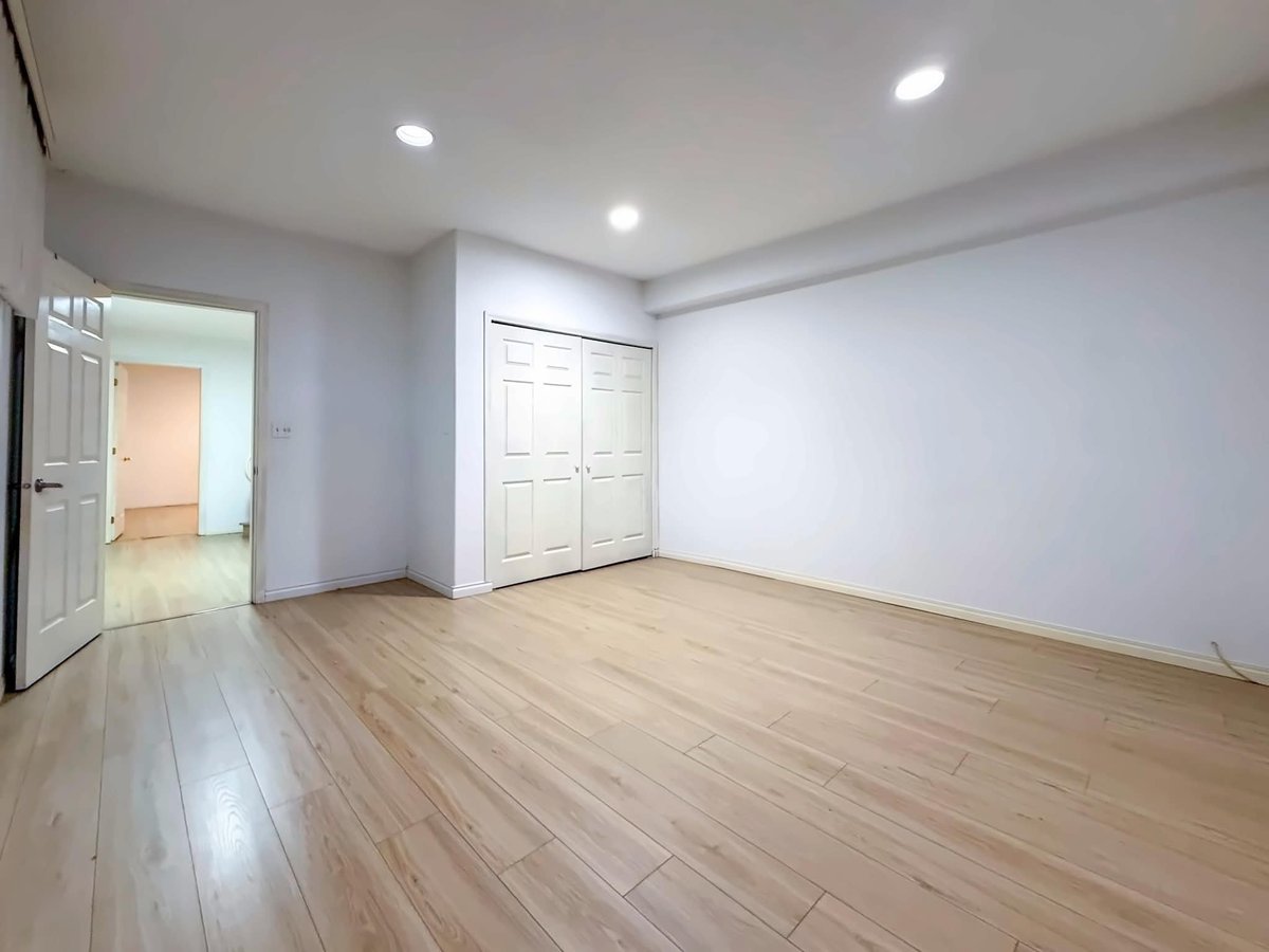 8687 165A Street - Photo 5