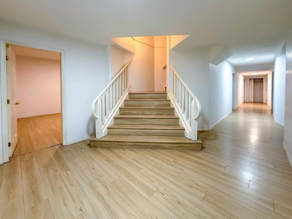 8687 165A Street - Photo 7