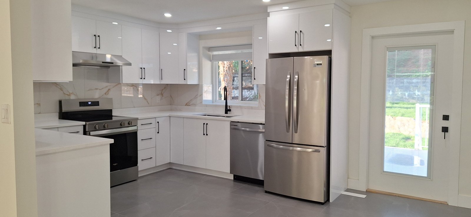 11261 Regal Drive - Photo 4