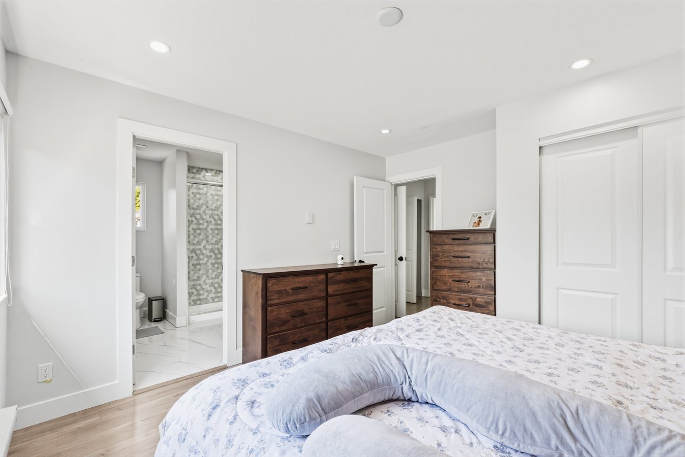 15691 20 Avenue - Photo 14