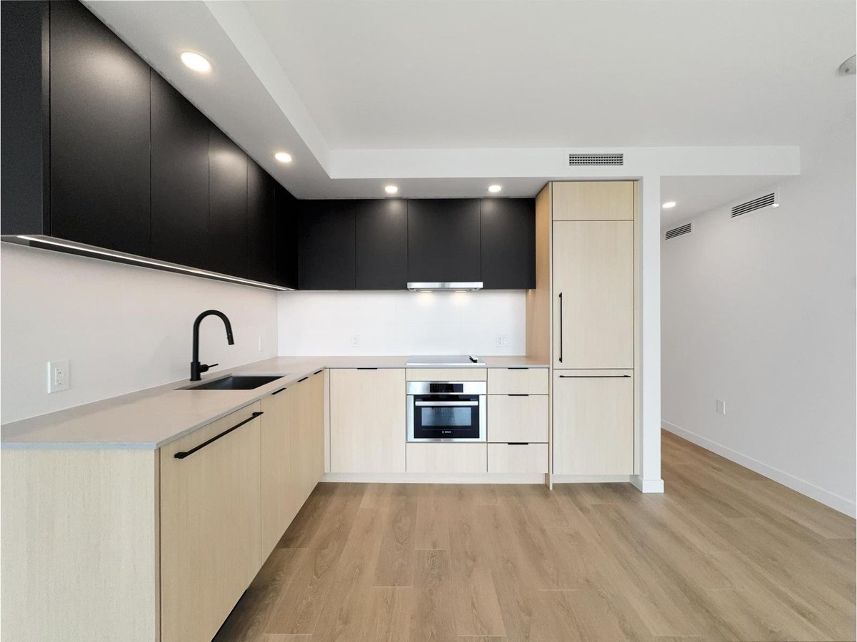 29XX 13738 CENTRAL AVENUE - Photo 2