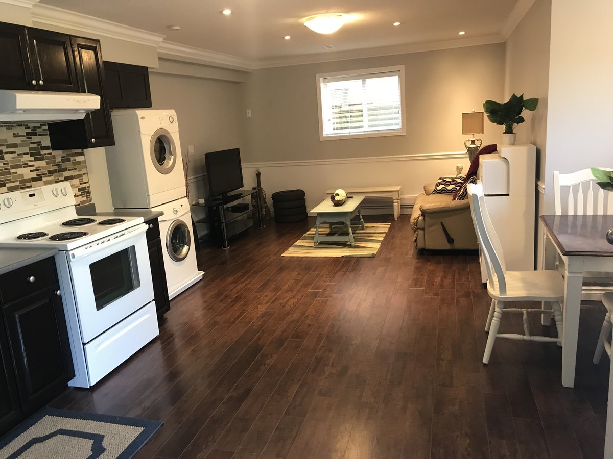 16933 84 Avenue - Photo 3