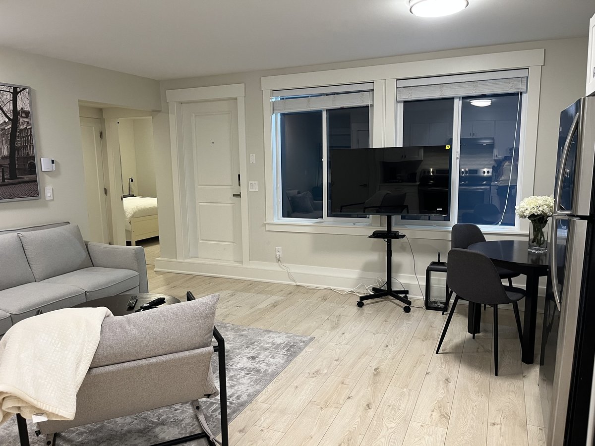 17131 0A Avenue - Photo 4