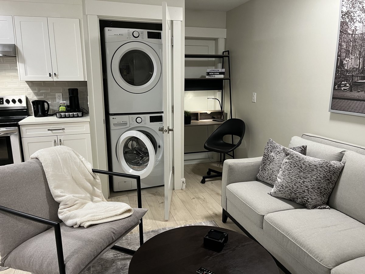 17131 0A Avenue - Photo 5