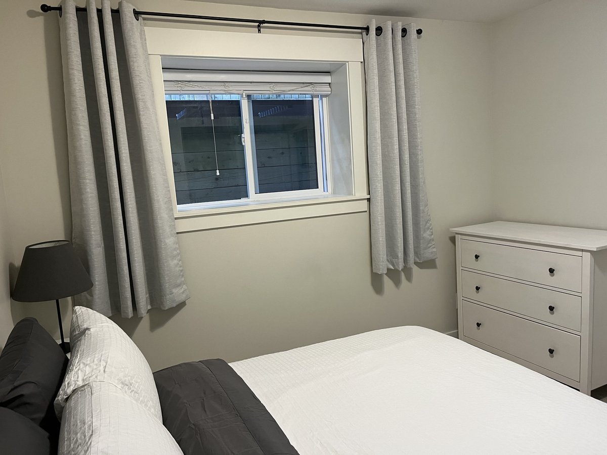 17131 0A Avenue - Photo 9