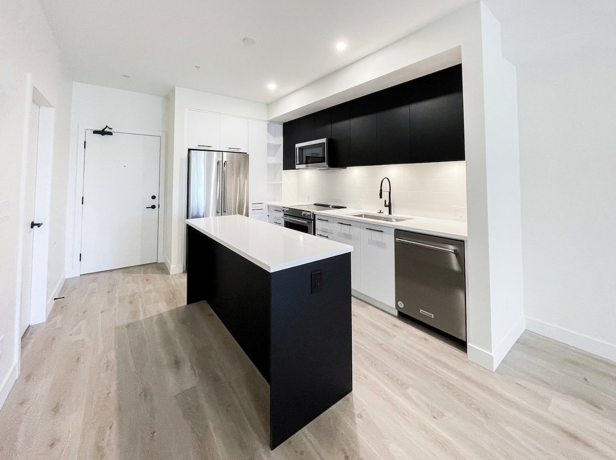 2620 152 Street - Photo 2