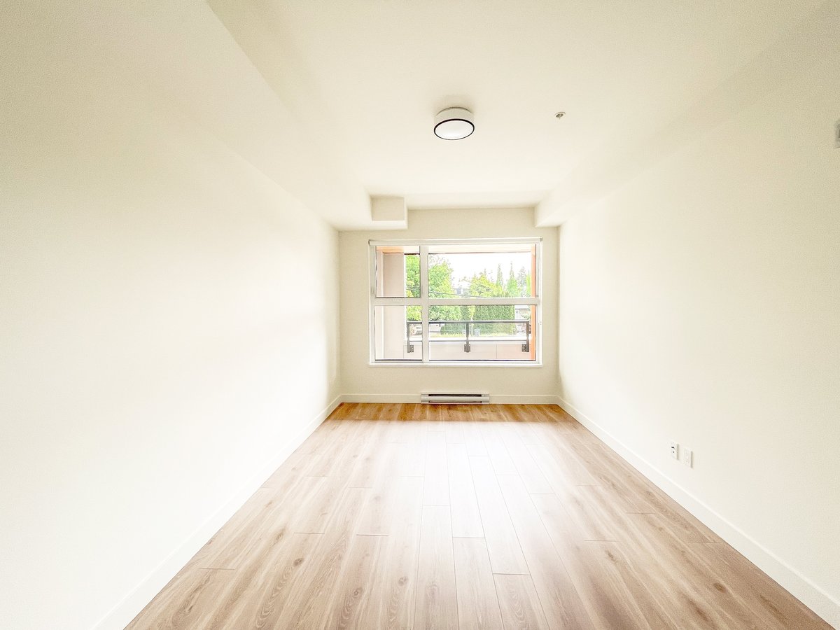 2635 King George Boulevard - Photo 5