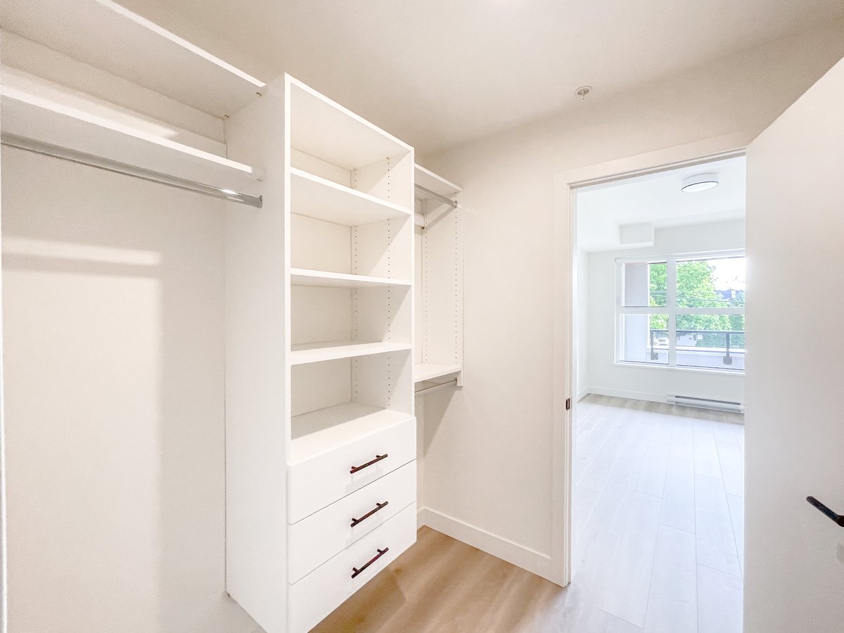 2635 King George Boulevard - Photo 6