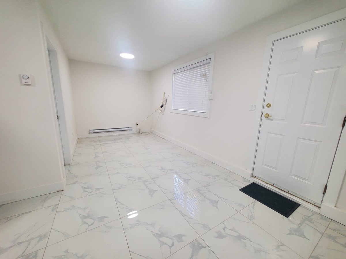 170A Street - Photo 2