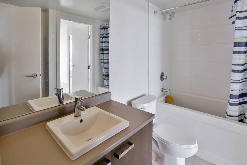13325 102A Avenue - Photo 8
