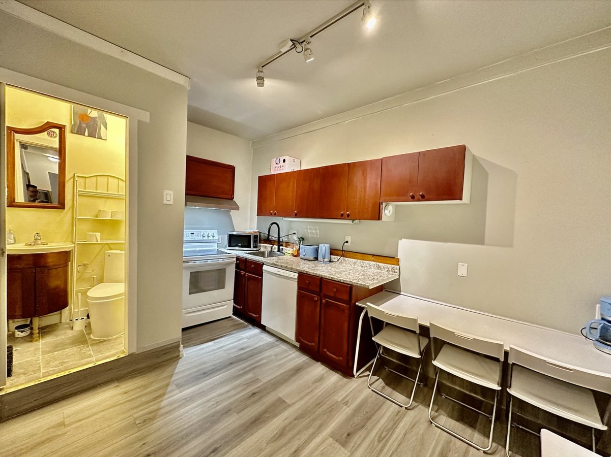 Rentals.ca ) Surrey Apartments, Condos and Houses For Rent